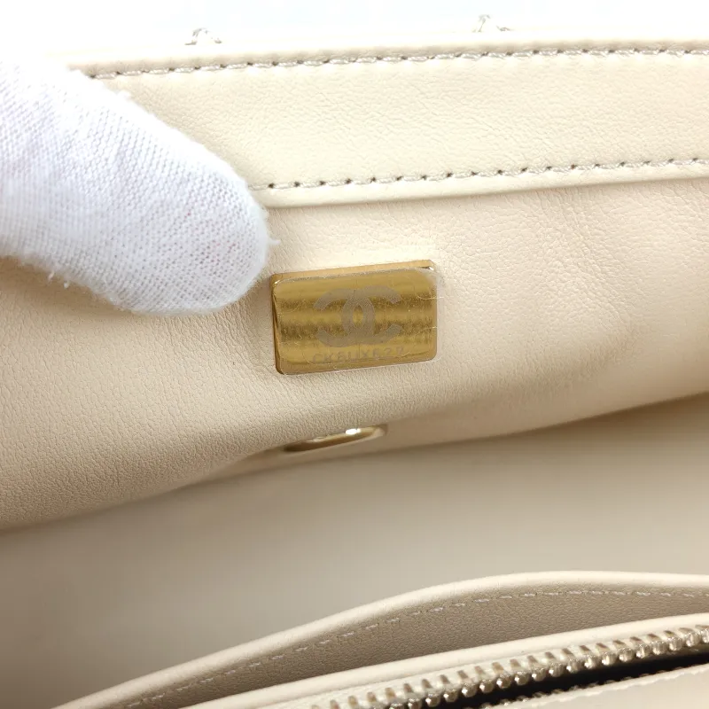 Chanel Crossbody Bag Classic Flap Large Mini CF Mini Beige Lambskin mini 20 × 6 × 12 cm — detail view 12 of 16