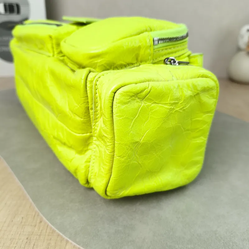 BALENCIAGA Shoulder Bag Superbusy Shoulder Bag Lambskin Mini 33 × 11 × 12 cm — detail view 10 of 11