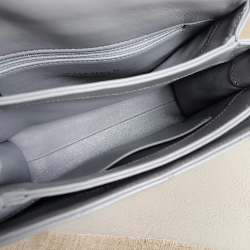 Chanel Crossbody Bag Grey Lambskin One Size 20 × 9 × 13.5 cm — detail view 9 of 10