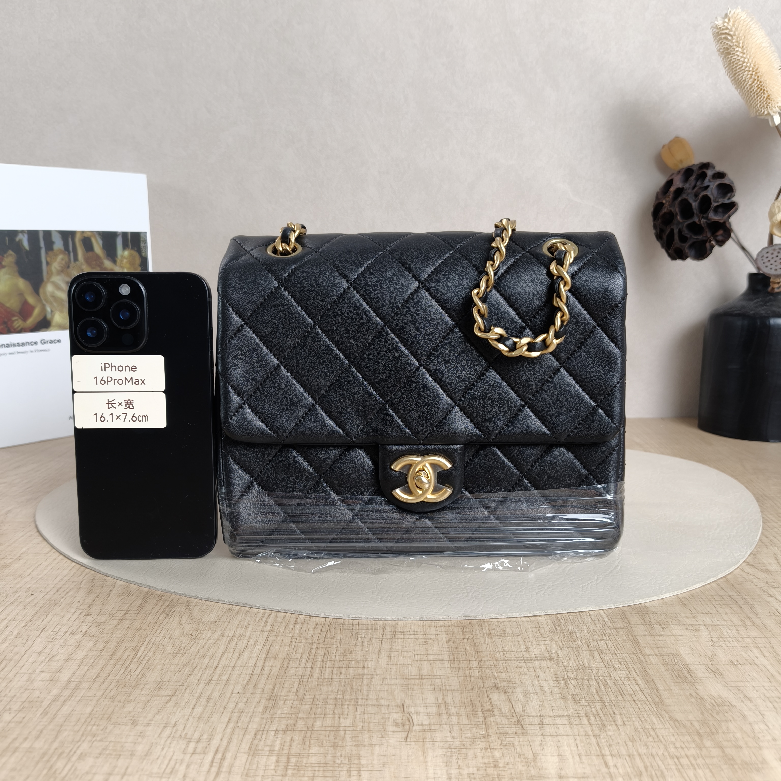 Chanel Crossbody Bagcf Collection Crossbody Bag Black Calfskin One Size22 × 6 × 18 cm — cover view 8 of 10