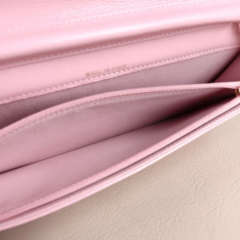 Chanel Shoulder Bag Baguette Bag Pink Calfskin One Size 22 × 3 × 10.5 cm — detail view 10 of 12