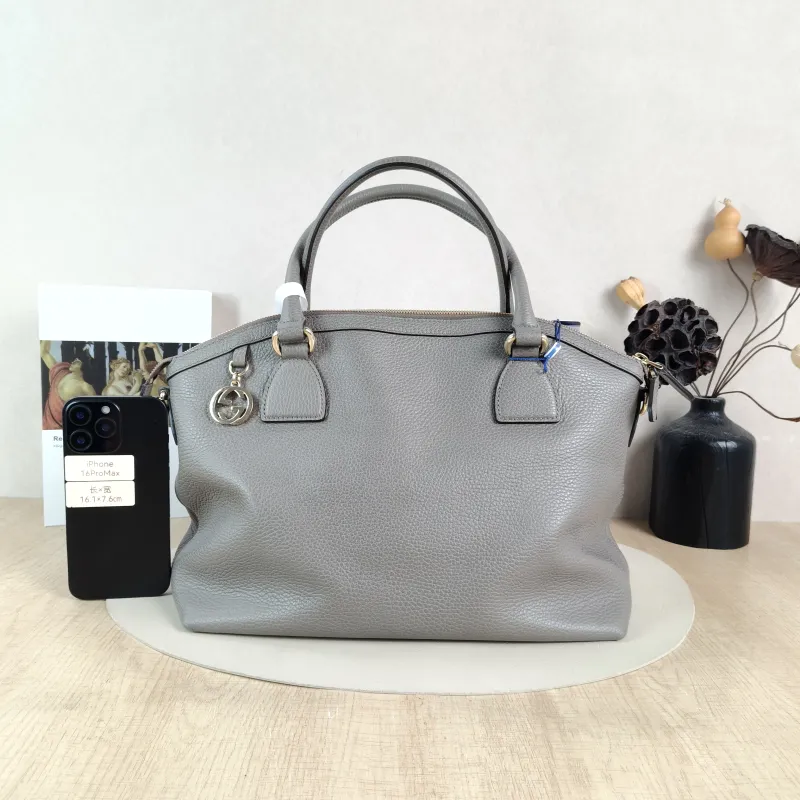 GUCCI Shoulder Bag Tote Bag Grey Calfskin One Size 33 × 14 × 25 cm — cover view 3 of 6