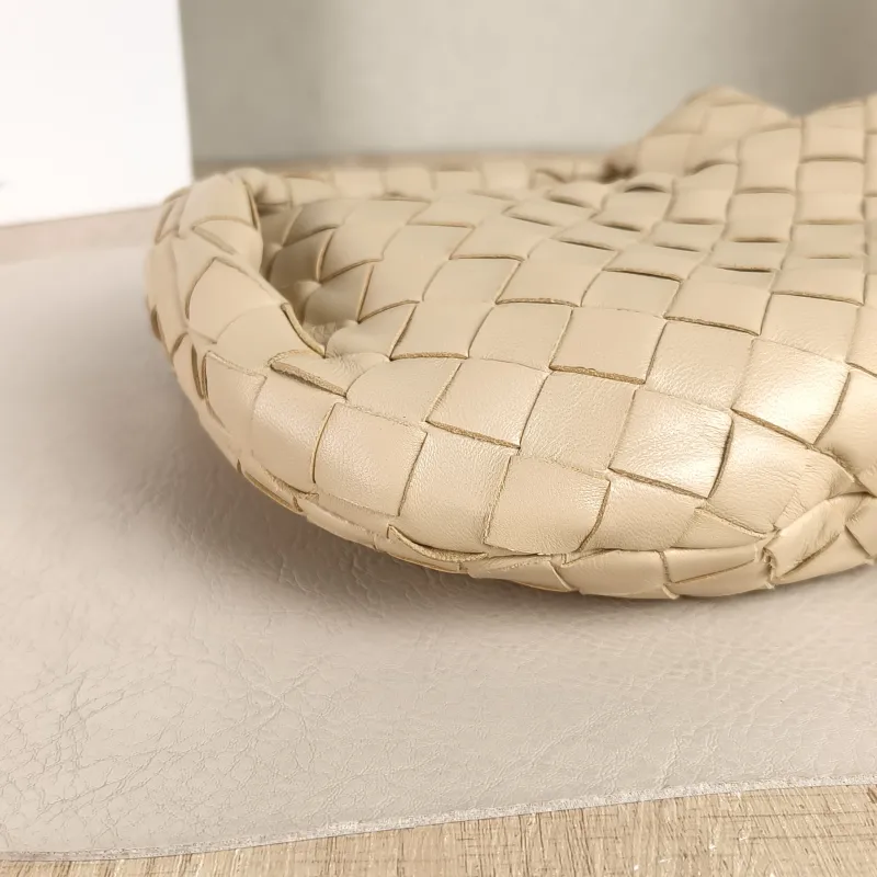 Bottega Veneta Top Handle Bag Jodie Beige Lambskin Mini 28 × 8 × 23 cm — detail view 8 of 10