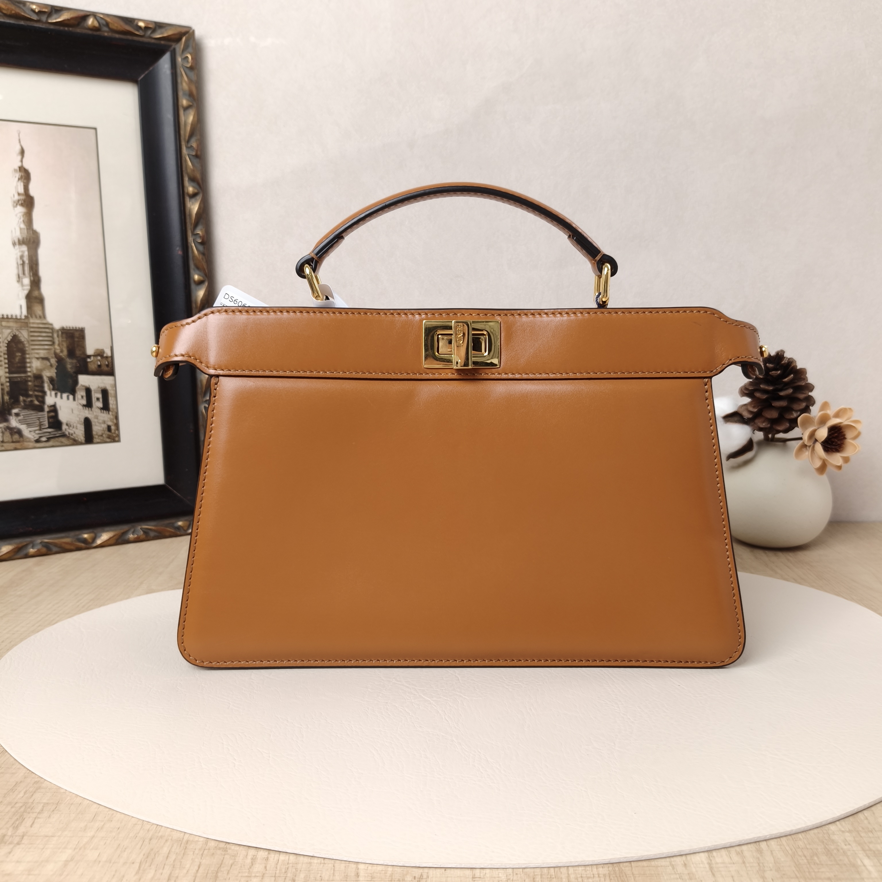 FENDI Top Handle Bag Peekaboo IS ee U Petite Caramel Calfskin Medium29 × 10 × 18.5 cm — cover view 4 of 9