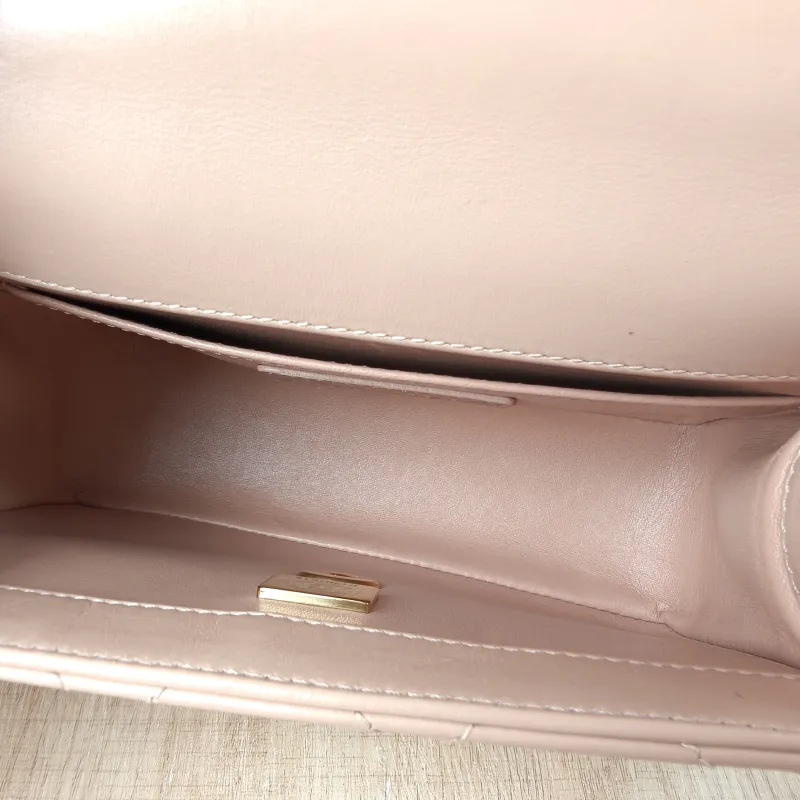 Chanel Crossbody Bag woc Taupe Calfskin One Size19 × 6 × 12 cm — detail view 12 of 12
