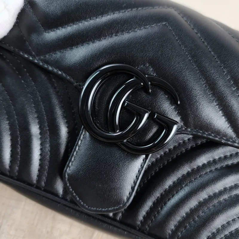 GUCCI Crossbody Bag GG Marmont So Black Marmont So Black Black CC alfskin Small 22 × 6 × 13 cm — detail view 2 of 11