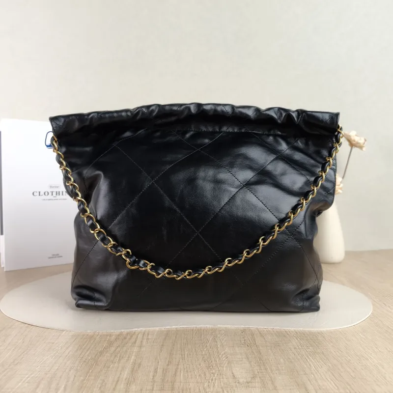 Chanel Shoulder Bag22Bag Black CC alfskin Small35 × 7 × 37 cm — cover view 3 of 5