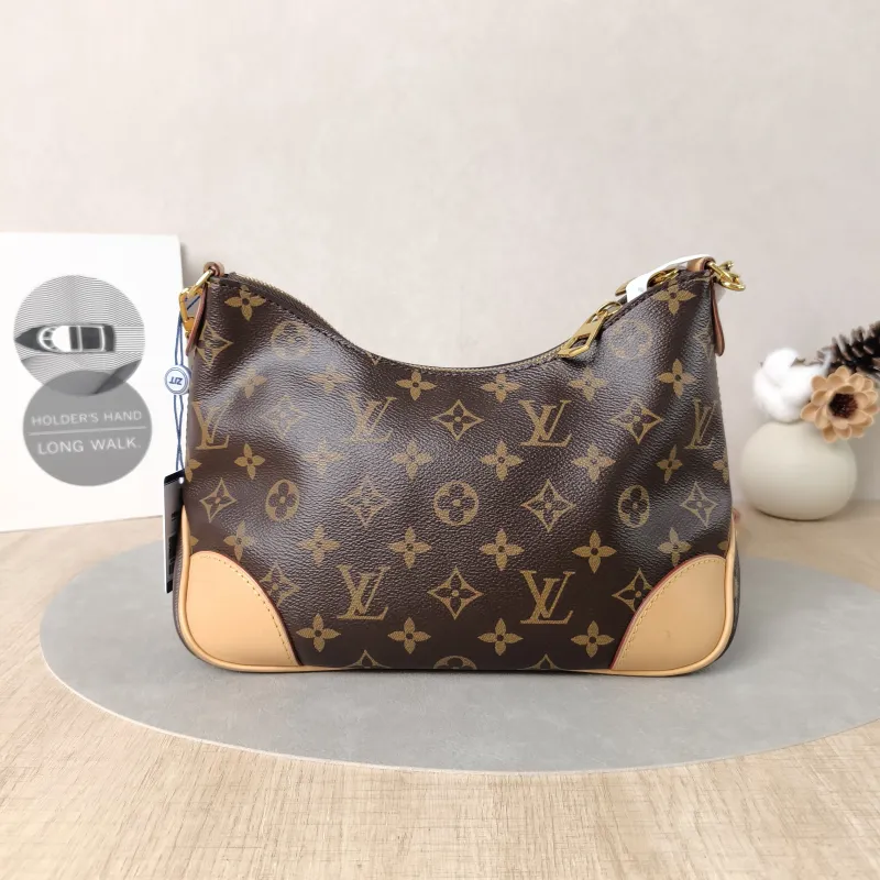 Louis Vuitton Crossbody Bag Boulogne PVC Small26 × 9.5 × 16 cm — cover view 4 of 5