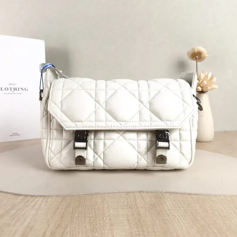 DIOR Crossbody Bag camp Messenger Bag White Calfskin Small 23 × 8 × 15 cm