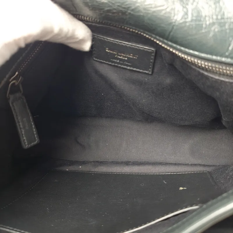 SAINT LAURENT Crossbody Bag Niki Green Waxed Leather Medium 28 × 8.5 × 20 cm — detail view 5 of 15
