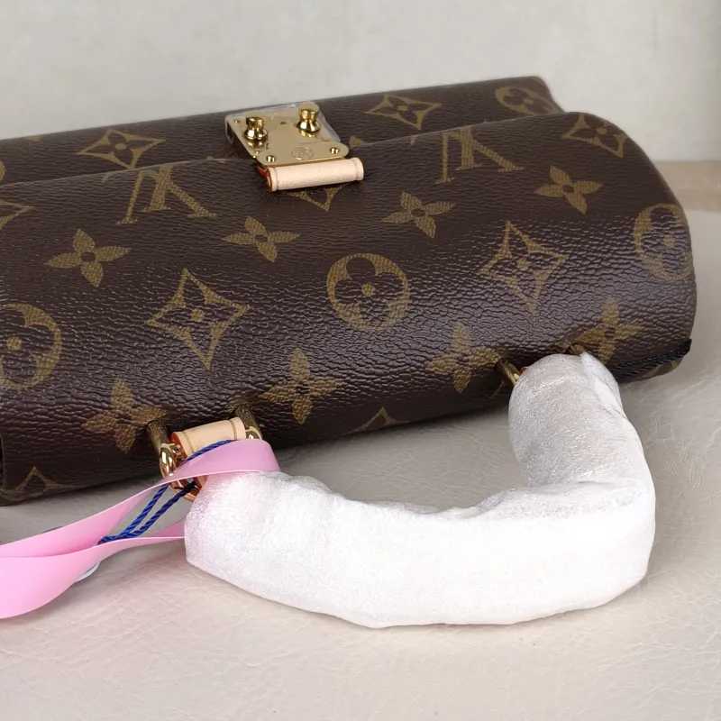 Louis Vuitton Crossbody Bag MADELEINE Monogram PVC nano 21 × 6 × 12.5 cm — detail view 5 of 11
