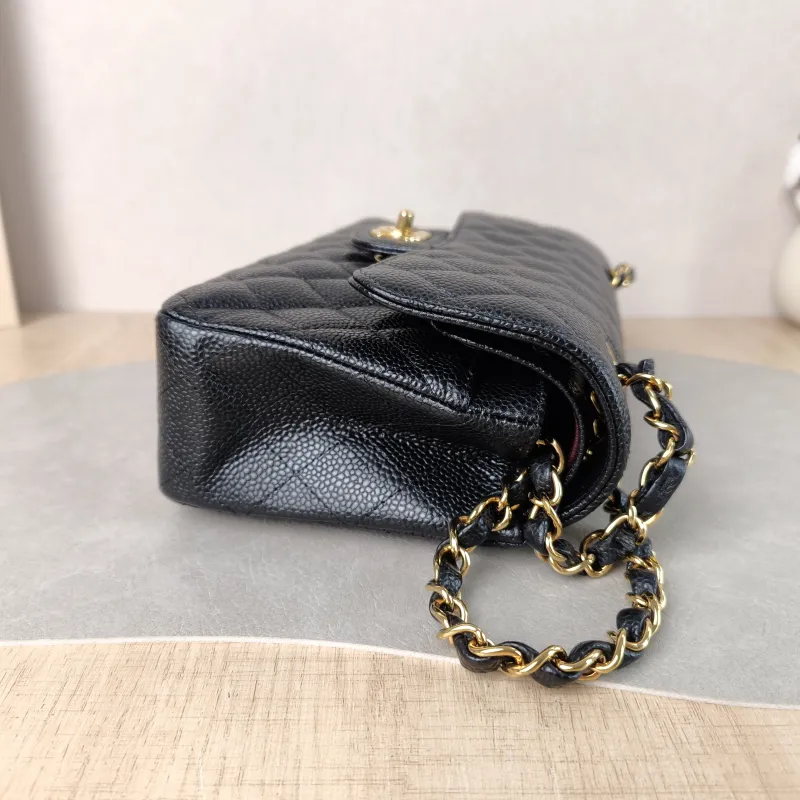 Chanel Crossbody Bag Classic Flap CF Black Grained Calfskin Small 23 × 6 × 14.5 cm — detail view 9 of 13