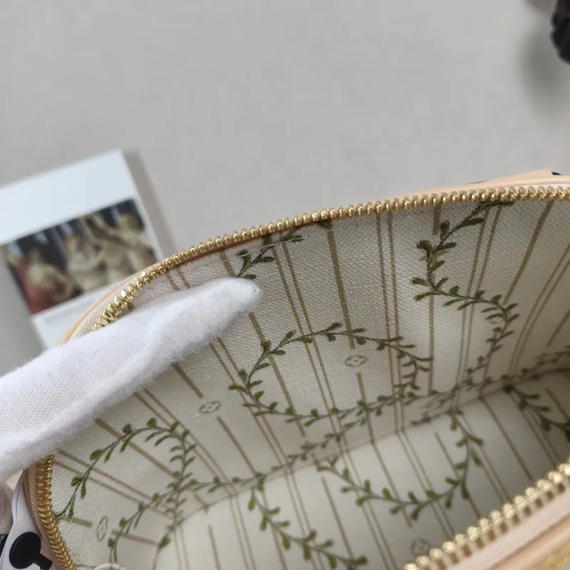 Louis Vuitton Top Handle Bag Alma BB Yellow White Canvas BB 23.5 × 11.5 × 17.5 cm — detail view 11 of 13