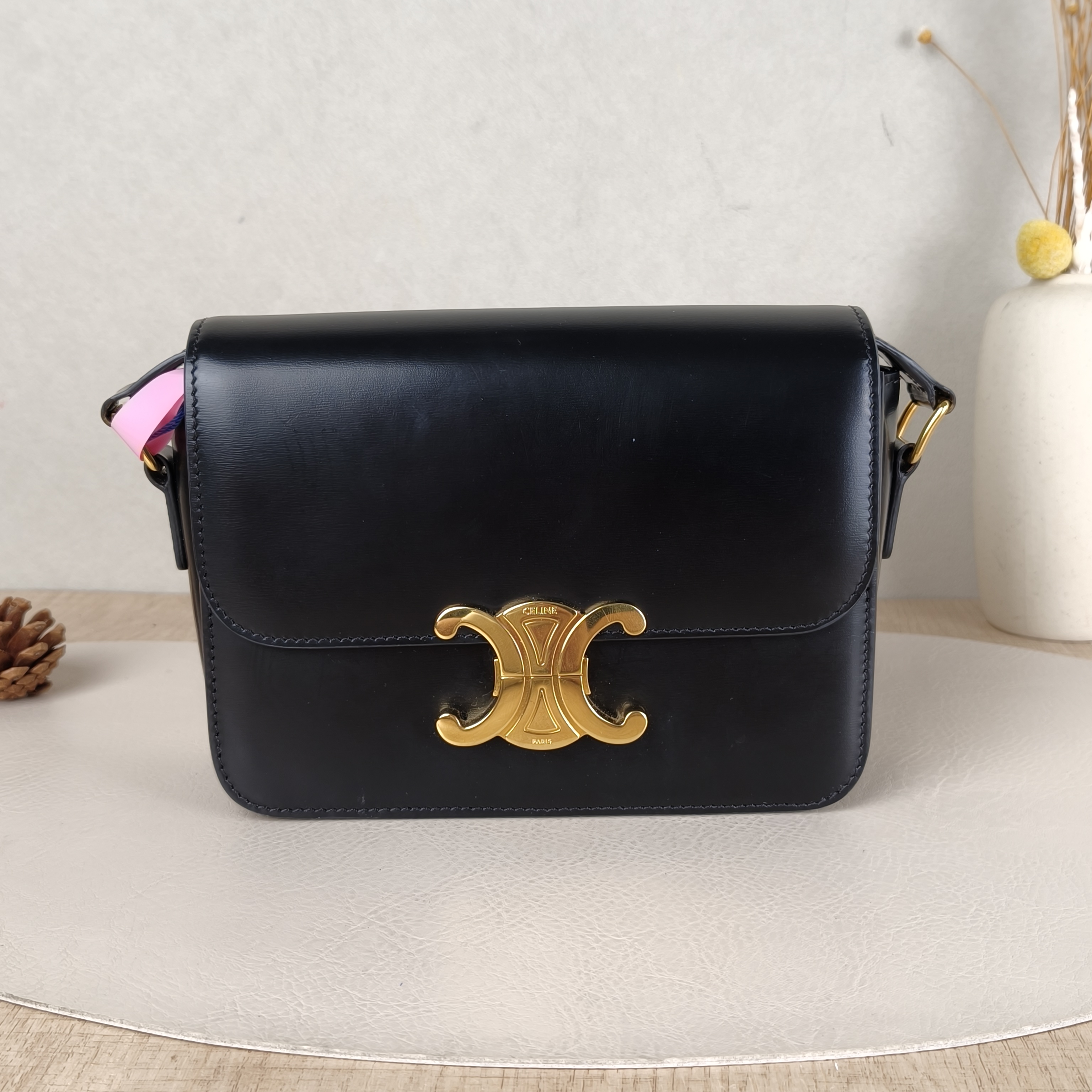 CELINE Crossbody Bag Teen Triomphe Black CC alfskin Small18.5 × 6 × 14 cm