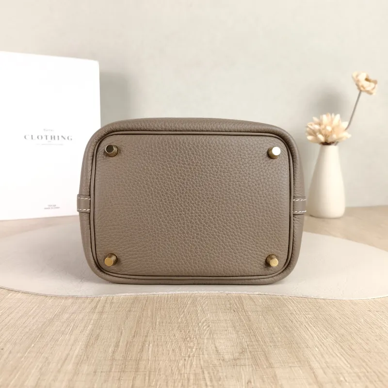 Hermès Top Handle Bag Picotin Lock 18 18 18 TC Calfskin Small 18 × 13 × 18 cm K — cover view 3 of 5