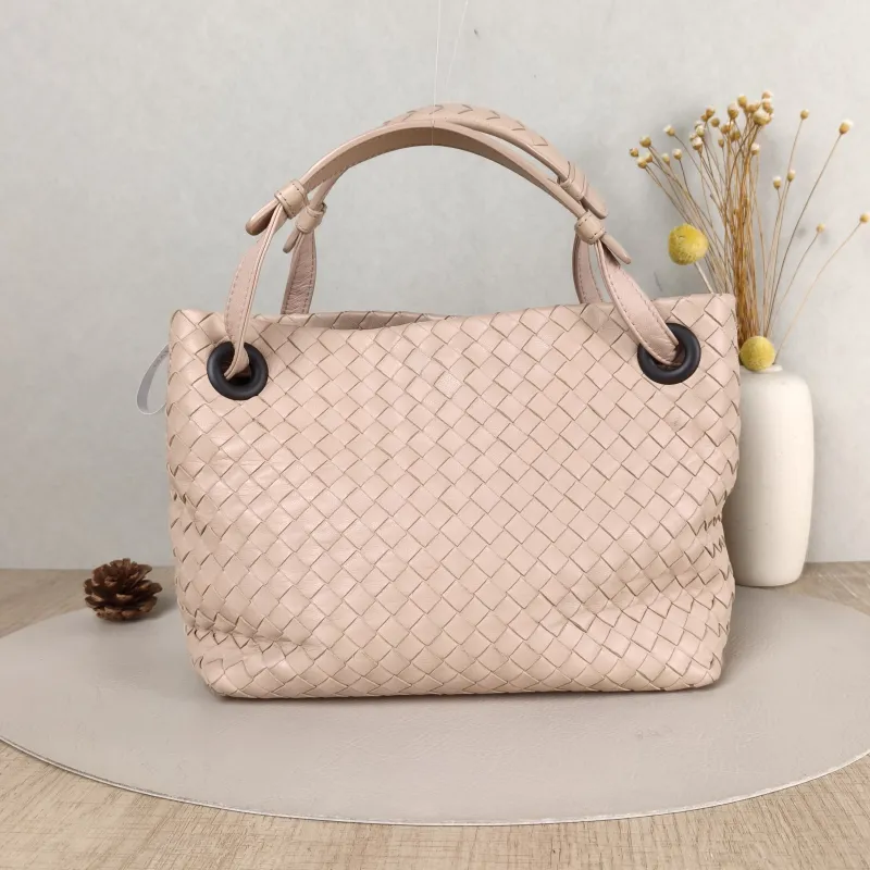 Bottega Veneta Top Handle Bag Woven Top Handle Bag Pink Lambskin One Size 24 × 11 × 20 cm — cover view 4 of 5