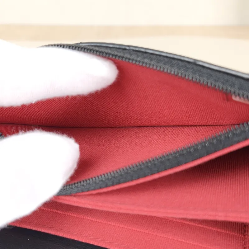 Chanel Crossbody Bag CF WOC Black Lambskin Mini 15 × 5 × 10 cm 31 — detail view 2 of 16