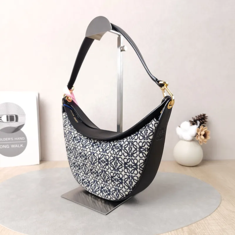 LOEWE Shoulder Bag luna Shoulder Bag Black Canvas Small 30 × 6 × 21 cm — cover view 3 of 6