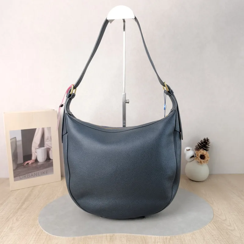 CELINE Shoulder Bag HELOISE TRIOMPHE Grey Calfskin Medium 28.5 × 8 × 30 cm — cover view 2 of 5