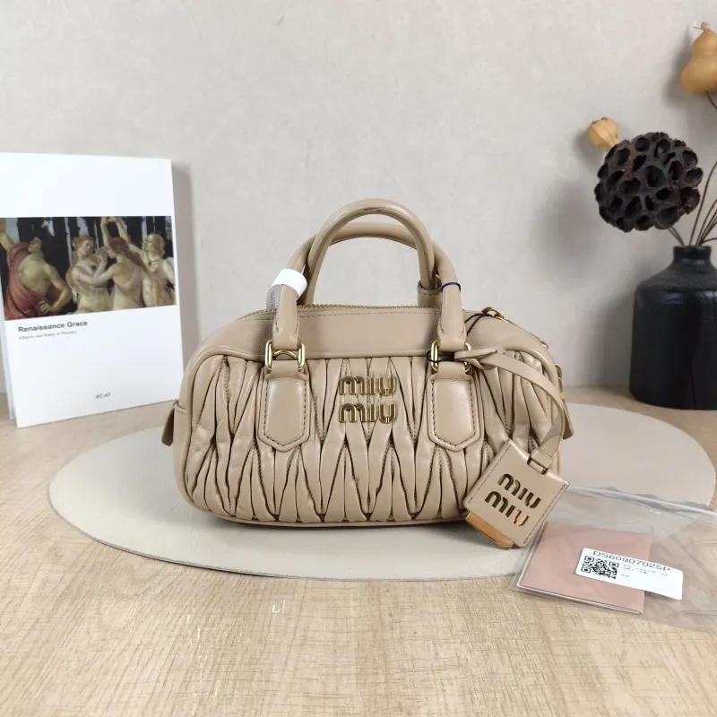 Miumiu Top Handle Bag Arcadie MatelasséCollection Edition Beige Lambskin Medium22 × 7.5 × 10.5 cm — cover view 3 of 6