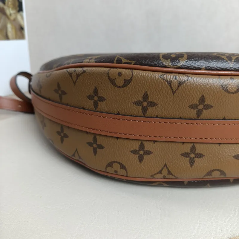 Louis Vuitton Crossbody Bag Loop Hobo Monogram PVC38 × 10 × 26 cm — detail view 14 of 14