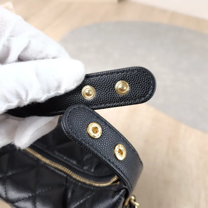 Chanel Crossbody Bag Crossbody Bag Black Calfskin One Size 21.5 × 7.5 × 19 cm — detail view 14 of 15
