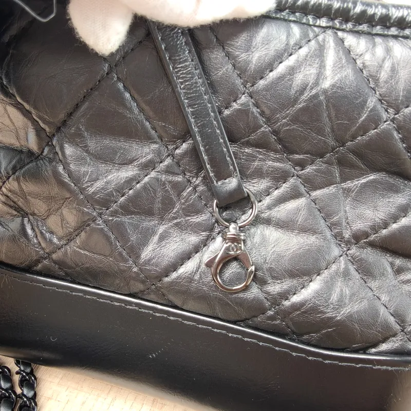 Chanel Crossbody Bag Gabrielle Gabrielle Bagsoblack Black Calfskin Small20 × 8 × 15 cm — detail view 9 of 13