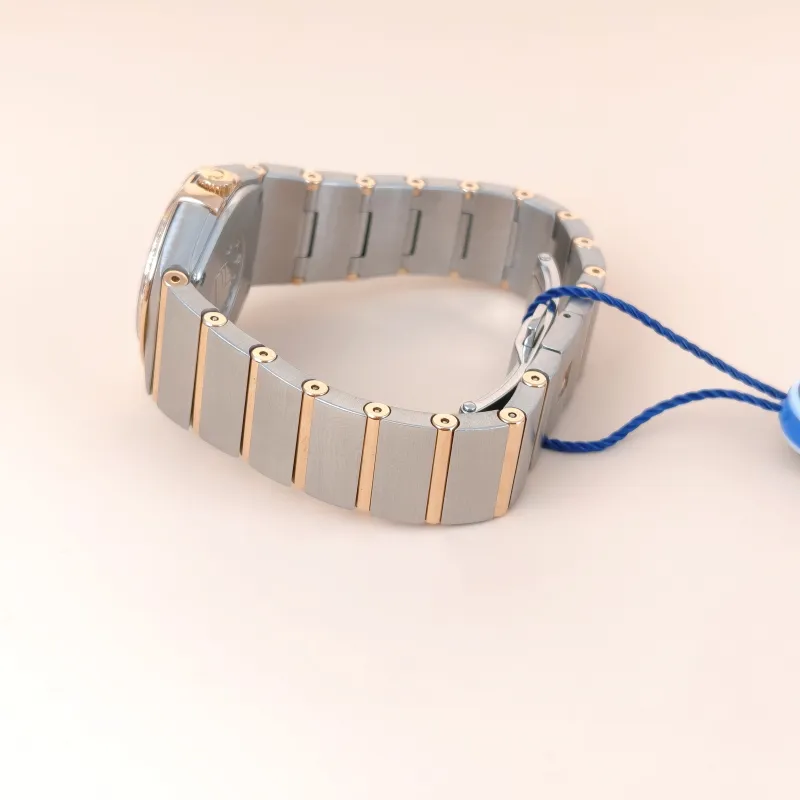 OMEGA Watch Watch One Size 27 — cover view 9 of 9