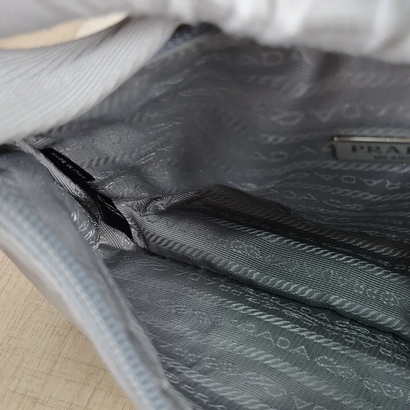 PRADA Shoulder Bag Re-Edition hobo Blue Nylon 22 × 6 × 17 cm — detail view 6 of 9