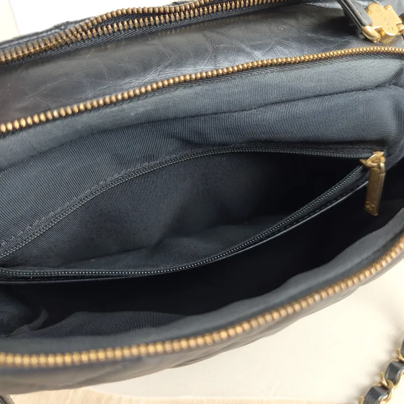 Chanel Crossbody Bag Crossbody Bag Black Calfskin One Size 27 × 16 × 20 cm — detail view 5 of 14