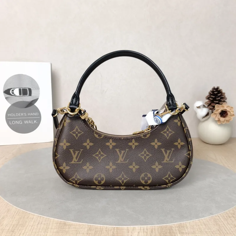 Louis Vuitton Shoulder Bag Catchy Monogram PVC Small24 × 6 × 10 cm