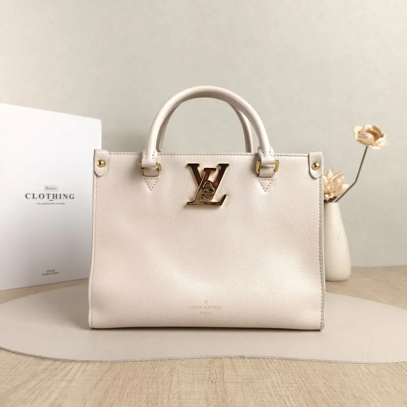 Louis Vuitton Top Handle Bag Lock&Go Lockme White Calfskin One Size24.5 × 10.5 × 19 cm