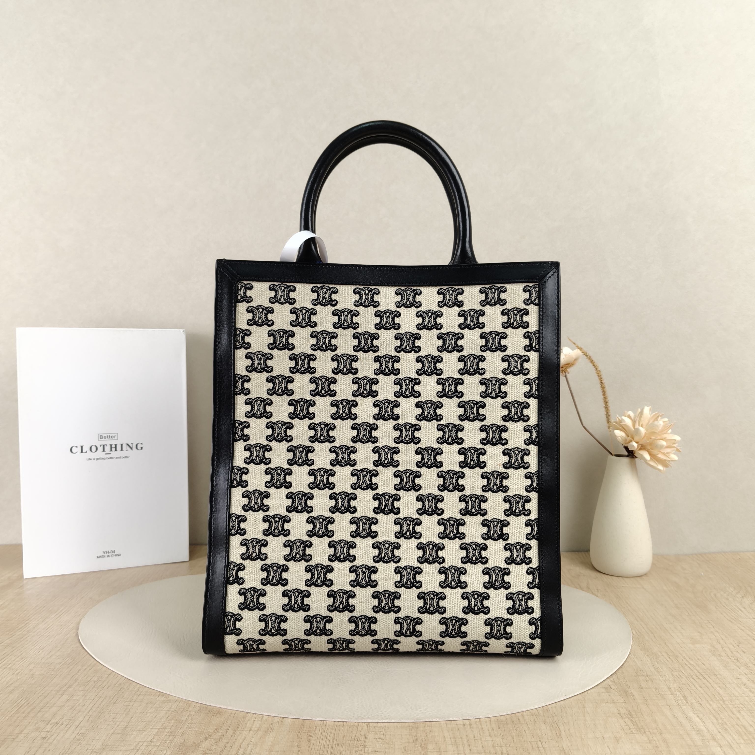 CELINE Shoulder Bag White Black Calfskin,Canvas One Size — cover view 7 of 8
