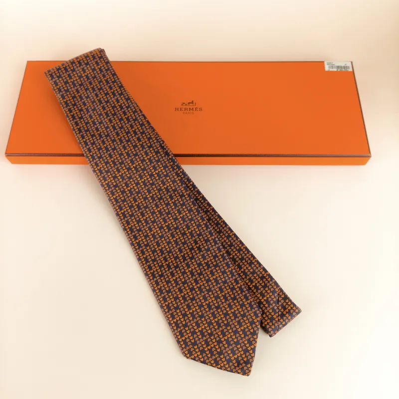 Hermès Embroidered Silk One Size 148*8cm — cover view 2 of 7
