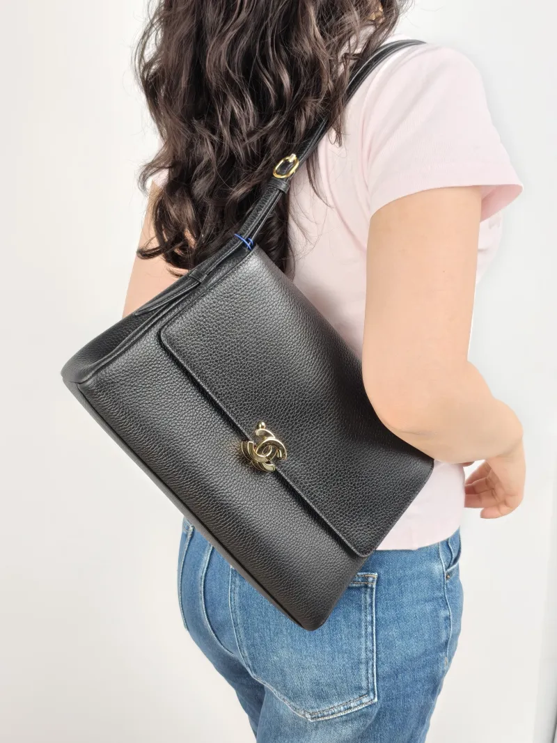 Chanel Shoulder Bag 26k Black Calfskin Medium 31.5 × 8 × 18.5 cm — on-model view 2 of 2