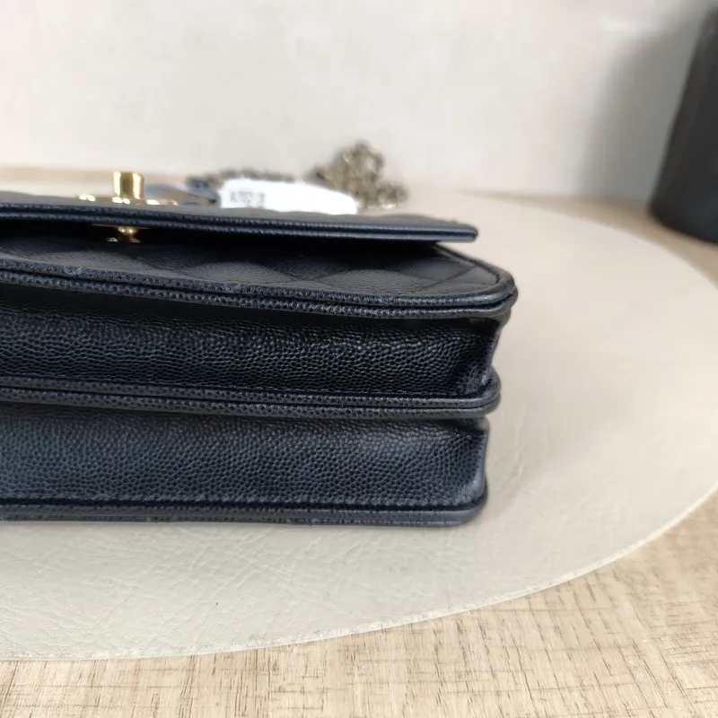 Chanel Crossbody Bag Black Grained Calfskin One Size 19 × 7 × 11.5 cm — detail view 4 of 12