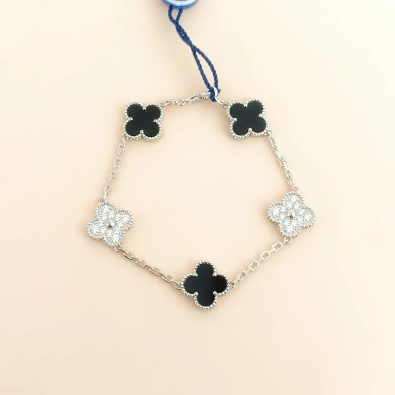 Van Cleef & Arpels Bracelet Alhambra Alhambra Collection Five-Motif Bracelet 18KW hite Gold Vintage Small 1.5 × 1.5 × 19 cm