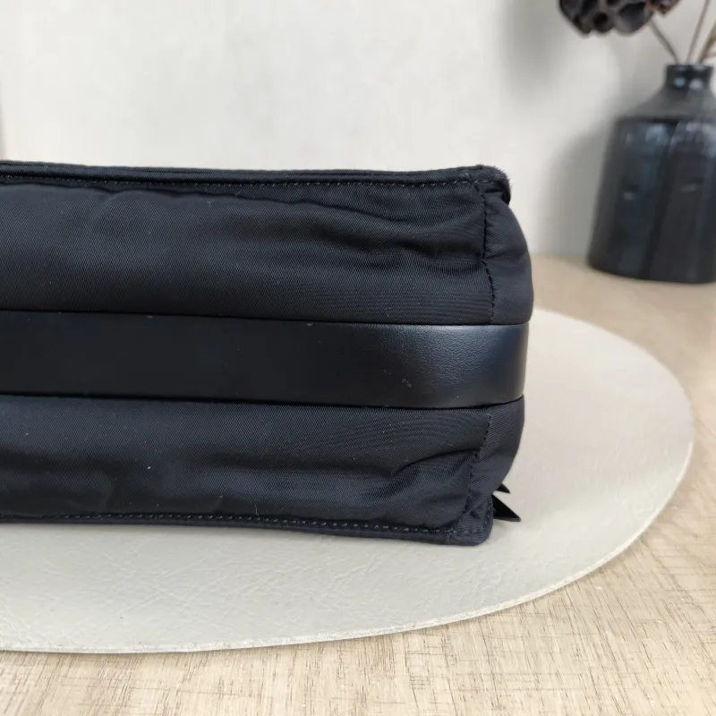 PRADA Shoulder Bag Re-Nylon Shoulder Bag Black Nylon 23 × 11 × 16 cm — detail view 3 of 13