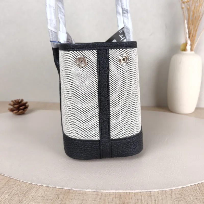 Hermès Top Handle Bag Neo Garden 23 Mini Black · Beige Canvas · Negonda Calfskin Mini 23 × 10 × 16 cm G — detail view 8 of 8