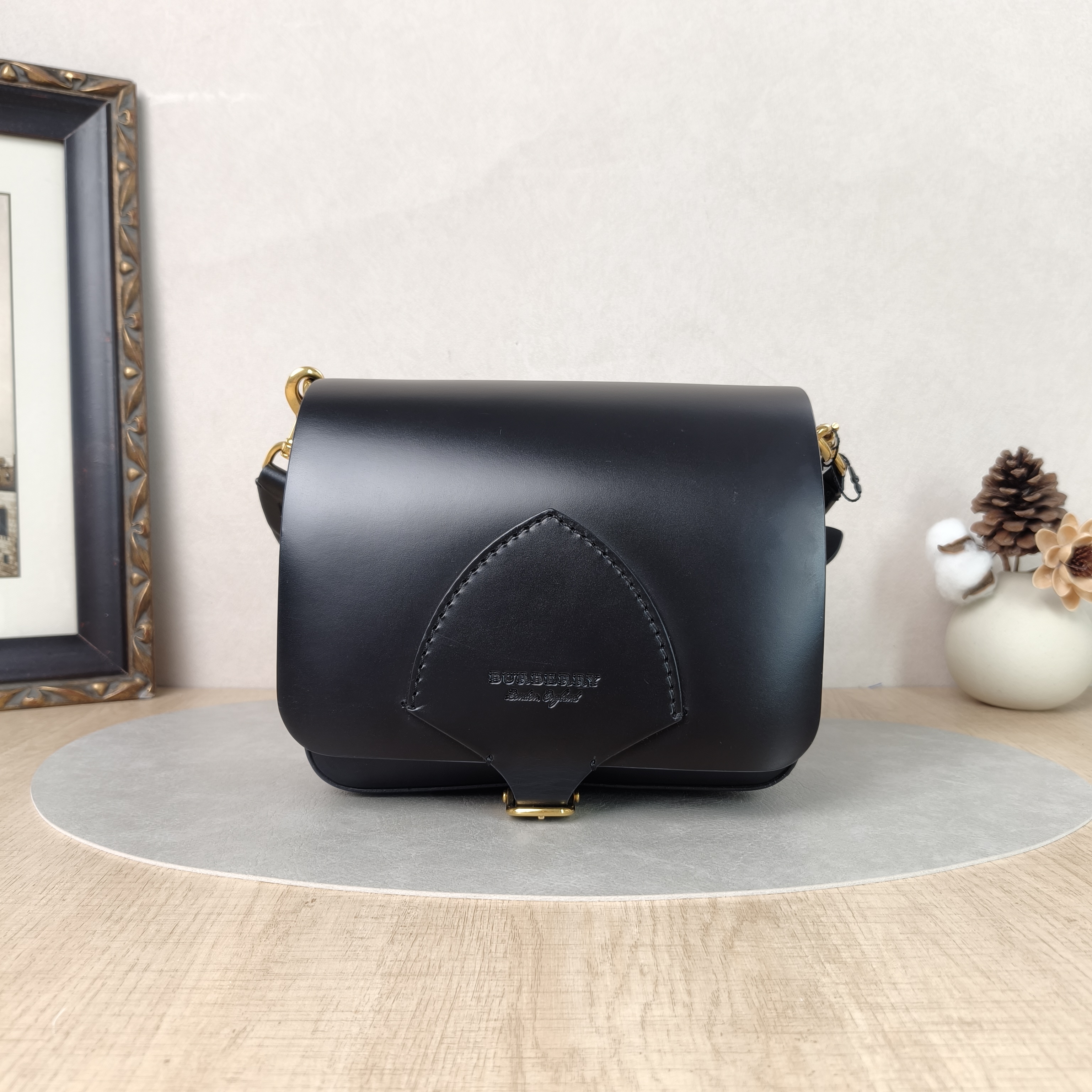 BURBERRY Crossbody Bag Crossbody Bag Black Calfskin One Size21.5 × 7 × 17 cm