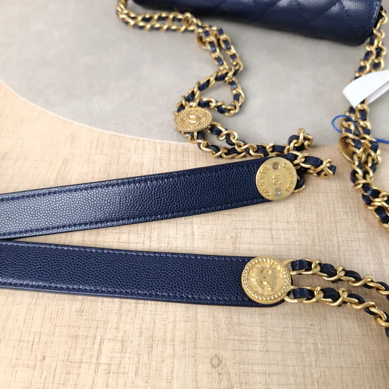 Chanel Crossbody Bagcf Crossbody Bag Blue Grained Calfskin One Size17.5 × 4 × 10 cm — detail view 1 of 12