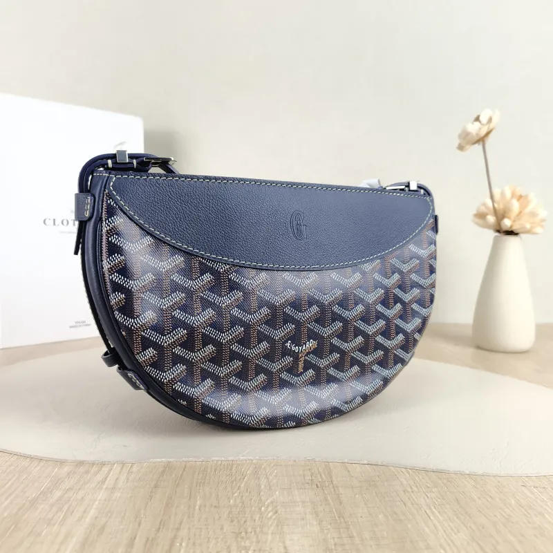 GOYARD Crossbody Bag Hirondelle Navy ine Canvas One Size 25 × 6 × 17 cm — cover view 2 of 5