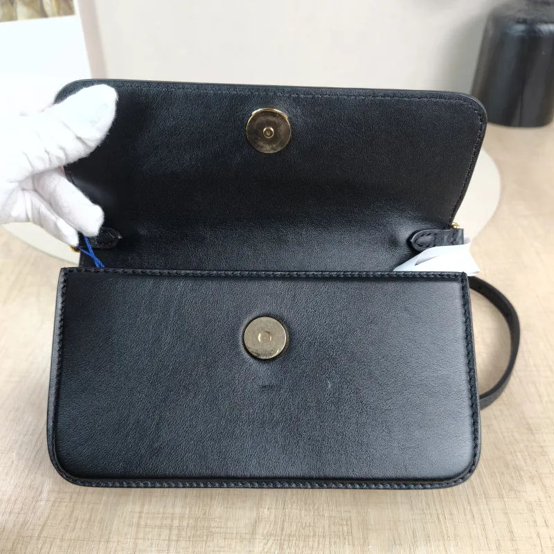 Louis Vuitton Crossbody Bag WALLET ON CHAIN LV BLOOM Chain Bagwoc Black Calfskinmini20 × 4 × 11.5 cm — detail view 11 of 13