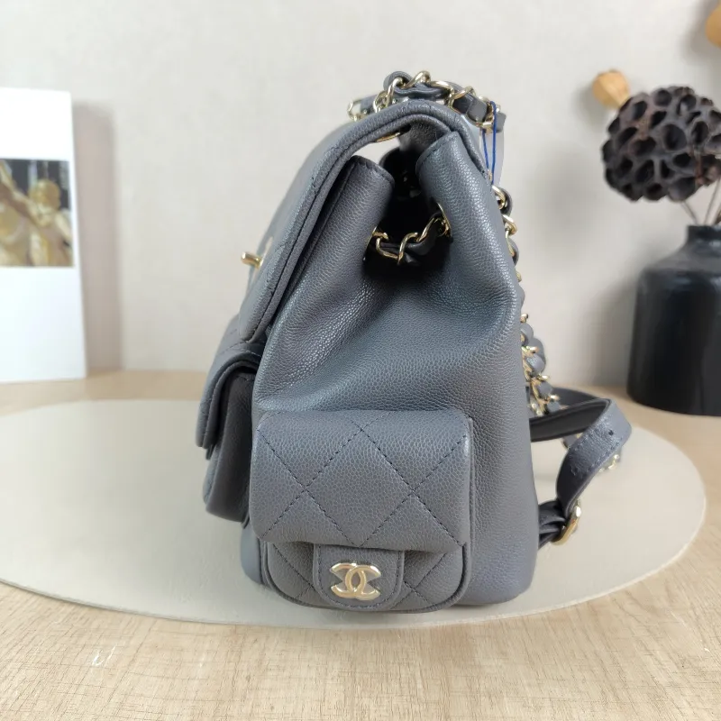 Chanel Backpackduma Grey Grained Calfskin Large21 × 13 × 23 cm — detail view 13 of 14