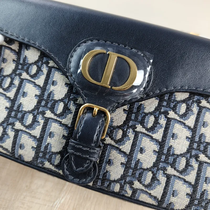 DIOR Crossbody Bag 30Montaigne Blue Canvas Small 19.5 × 6.5 × 11 cm — detail view 6 of 12