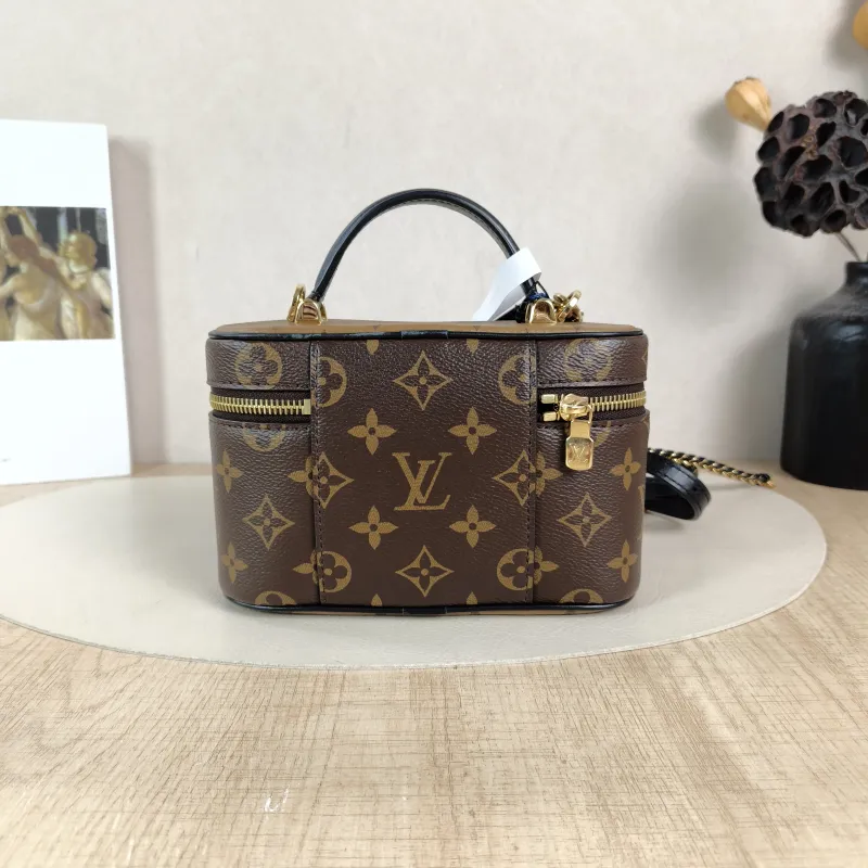 Louis Vuitton Shoulder Bag VANITY POUCH Cosmetic Bag Monogram PVC One Size19 × 6.5 × 11.5 cm — cover view 2 of 6