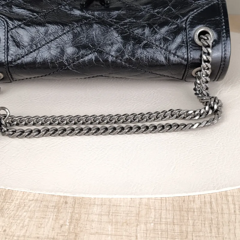 SAINT LAURENT Crossbody Bag Niki D Waxed Leather Calfskin Small21 × 7.5 × 16 cm — detail view 12 of 14