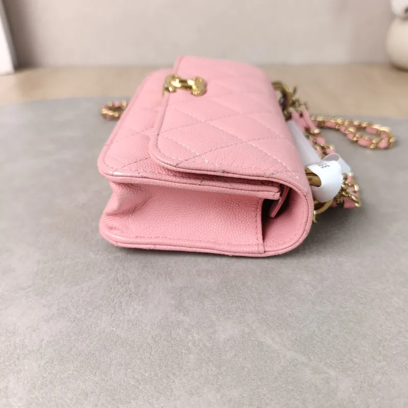 Chanel Crossbody Bag woc Pink Calfskin One Size17 × 4 × 10 cm — detail view 3 of 12