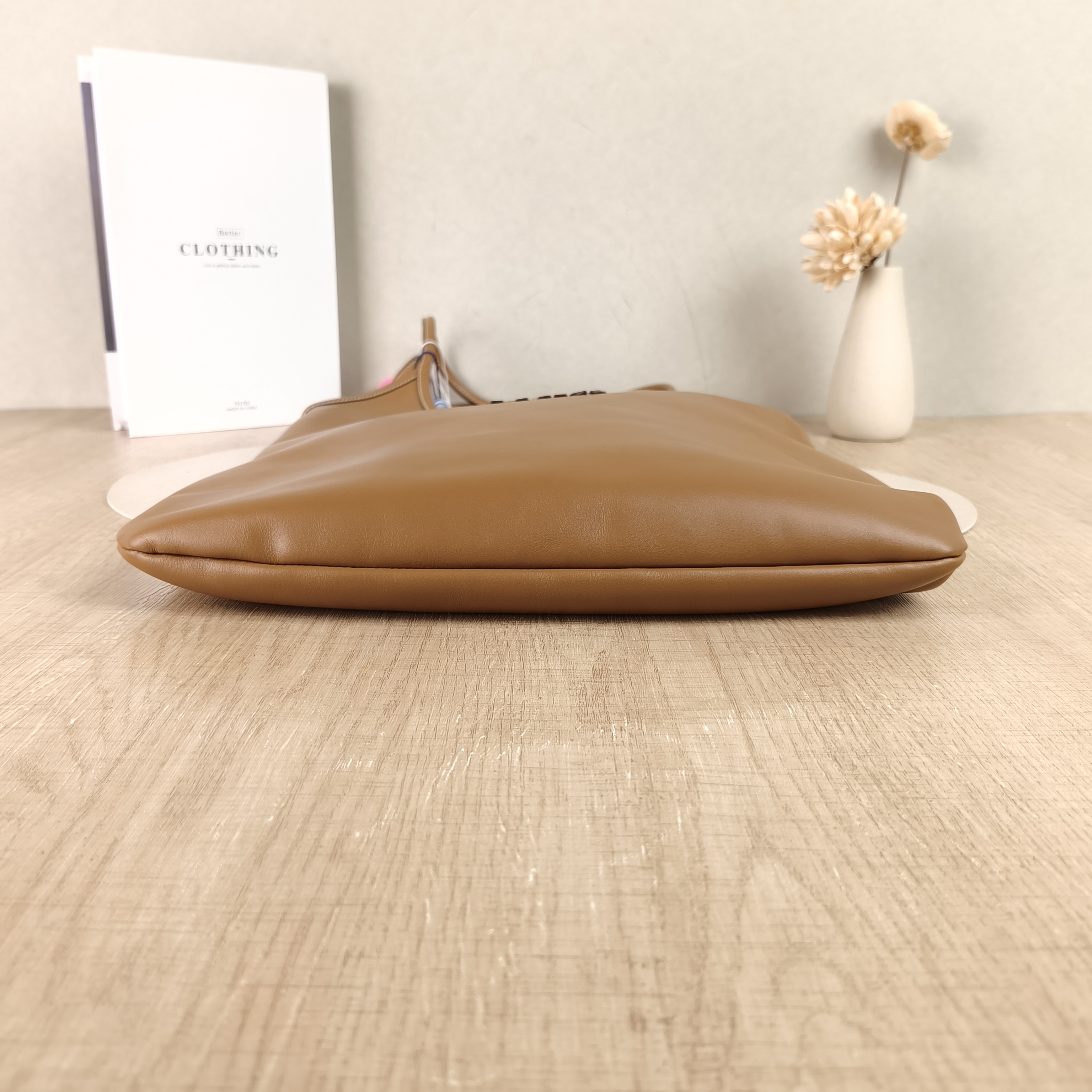 Miumiu Shoulder Bag IVY Tote Shopping Tote CC alfskin Medium35*40 — cover view 2 of 4