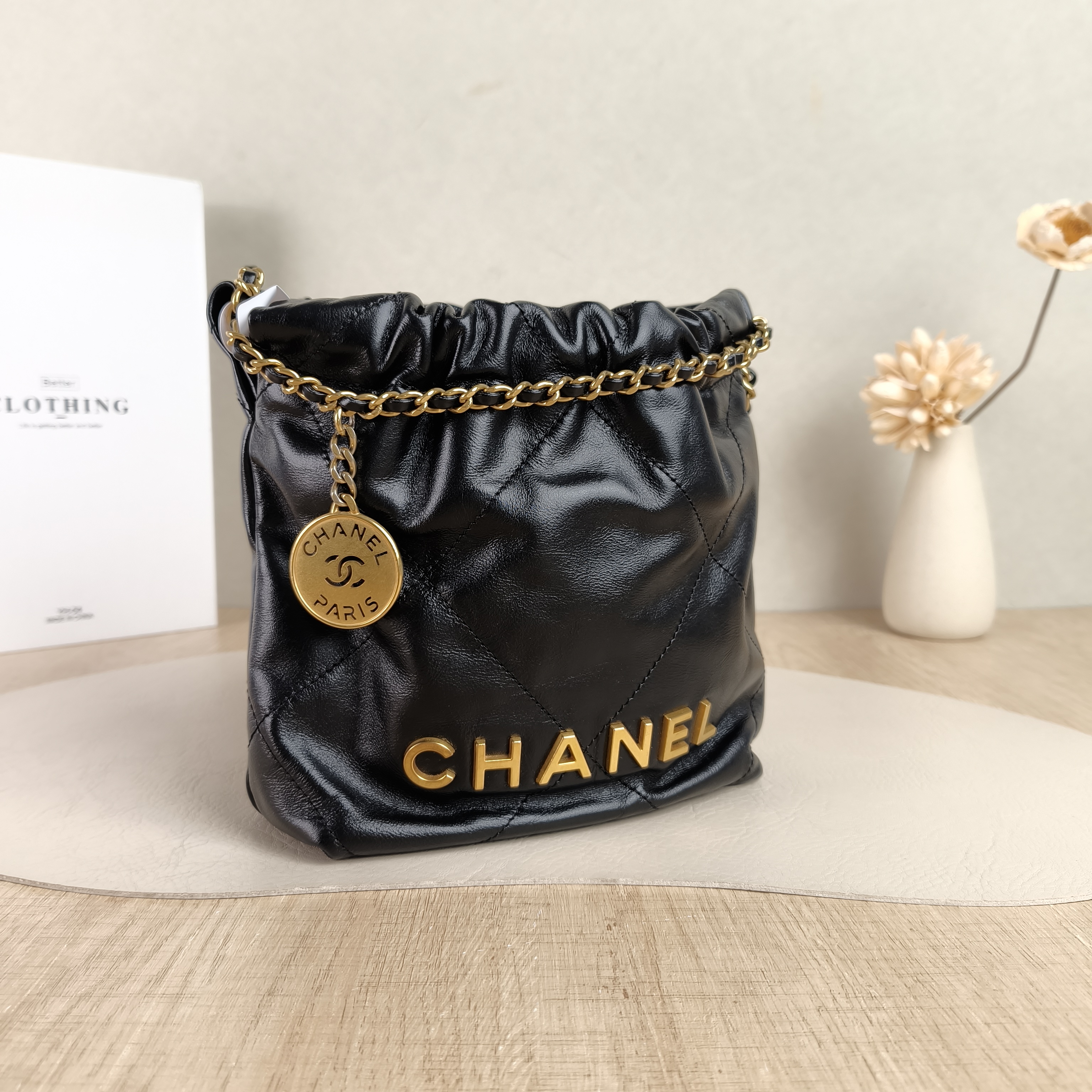 Chanel Shoulder Bag22Bag Black CC alfskinmini20 × 6 × 19 cm — cover view 2 of 5